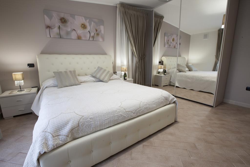 Amira Luxury Apartments Santa Maria Capua Vetere Exteriör bild